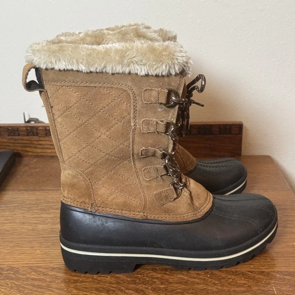 Women's Magellan Size 9B Winter Snow Boots Suede Leather  3M Thinsulate